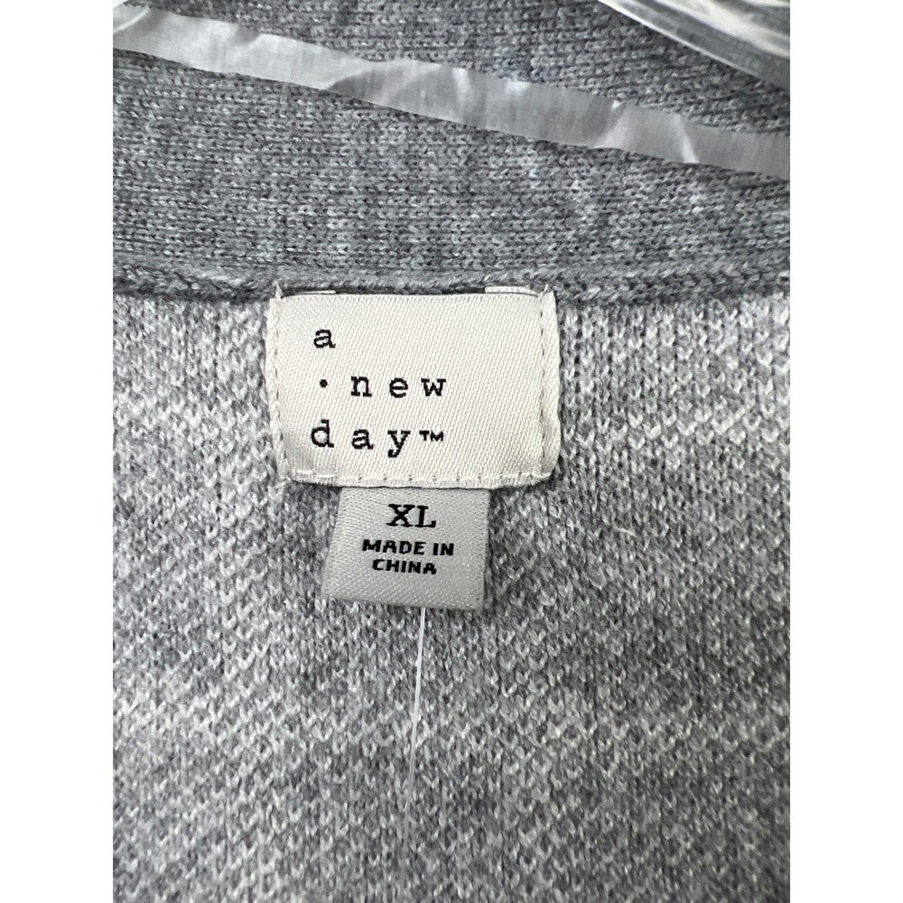 A New Day Cardigan Sweater Women XL Grey Windowpane Button Front V-Neck Pockets - Picture 2 of 11